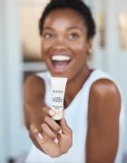 Ahava CC Cream Color Correction CC krém egységesíti a bőrszín tónusait SPF 30 30 ml