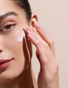 Ahava Even Tone géles krém egységesíti a bőrszín tónusait 50 ml