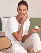 Ahava Time To Revitalize fiatalító nappali krém a ráncok ellen 50 ml