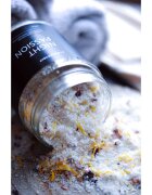 Almara Soap Bath Salt relaxáló fürdősó illattal Night Passion 450 g