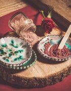 Almara Soap Face Pink Clay & Rose nyugtató arcmaszk a nagyon száraz és érzékeny bőrre 20 g