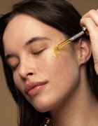 Antipodes Divine Face Oil Rosehip & Avocado Oil védő szérum a bőröregedés első jeleinek eltüntetésére 30 ml