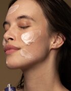 Antipodes Flora Probiotic Skin-Rescue Hyaluronic Mask revitalizáló arcmaszk probiotikumokkal 75 ml