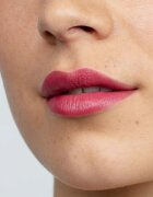 Antipodes Moisture-Boost Natural Lipstick tápláló rúzs árnyalat Remarkably Red 4 g
