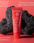 Apivita Bee Sun Safe Anti-Spot and Anti-Age Tinted Face Cream SPF50 védő tonizáló krém arcra SPF 50 árnyalat Tinted 50 ml