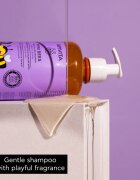Apivita Mini Bees Gentle Kids Shampoo Blueberry & Honey sampon világos hajra gyermekeknek 500 ml