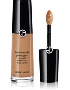 Armani Luminous Silk Concealer élénkítő korrektor árnyalat 8 12 ml