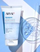 Arval Aquapure Hyaluronic cleanser gel gyengéd hámlasztó gél a bőr tökéletes tisztításához 150 ml