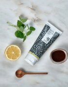 Australian Bodycare Tea Tree Oil Lemon Myrtle mélytisztító peeling 200 ml