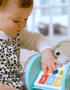 Baby Einstein Chase & Tap Earl Interactive Crawling Toy zenélő játék 6 m+ 1 db