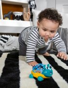 Baby Einstein Neptune the Turtle™ Curious Car kisautó csörgővel 3 m+ 1 db
