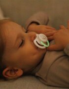 BabyOno Take Care Symmetrical Silicone Soothers cumi Day & Night 18m+ 2 db