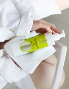 BasicLab Dermocosmetics Dermatis tisztító tusoló gél pattanások ellen 300 ml