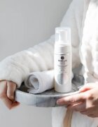 BasicLab Dermocosmetics Micellis finoman tisztító hab a nagyon érzékeny bőrre 150 ml