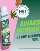 Batiste Naturally Coconut & Hemp száraz sampon a felesleges faggyú felszívódásáért és a haj frissítéséért 200 ml