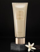 Baylis & Harding The Edit Vanilla Seduction parfümös testápoló tej hölgyeknek 236 ml