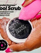 beautyblender® Tool Scrub Charcoal szilárd ecset- és sminkszivacs tisztító 28.3 g