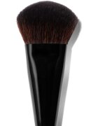 Bobbi Brown Brush Soft Focus FDT make – up ecset 1 db