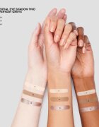 Bobbi Brown Essential Eye Shadow Trios szemhéjfesték paletta a tökéletes küllemért árnyalat Everyday Greys 44 g