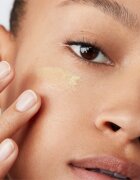 Bobbi Brown Vitamin Enriched Eye Base hidratáló szemkörnyékápoló krém B3 B5 B6- és B12-vitaminnal 15 ml