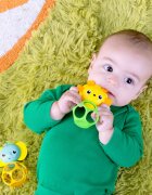 Bright Starts Soother Pals™ Easy-Grasp játék rágókával 3 m+ 2 db