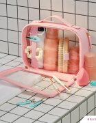 BrushArt Accessories Transparent make-up case kozmetikai doboz Pink 1 db