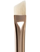 BrushArt Basic Eyeliner brush szemhéjfesték ecset 1 db