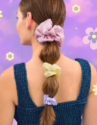 BrushArt Daisy Dreams Satin Scrunchies Set hajgumik 3 db