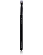 BrushArt Professional B9 Smudger brush ecset a szemhéjfesték precíz applikálására B9 1 db