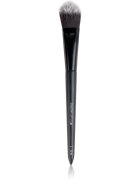 Brushworks Back Comb Brush make – up ecset típus NO. 1 1 db