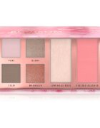 Catrice Blossom Glow multifunkciós arc paletta az arcra és a szemekre 10 g