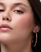 Catrice Blushin' Charm Multi Stick élénkítő arcpirosító stift árnyalat 050 Radiant Honey 5.5 g