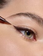 Catrice Calligraph Pro Precise Matt Liner széles applikátorú szemhéjtus vízálló árnyalat 020 Espresso Brown 1 ml