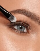 Catrice Effect Eyeshadow Duo Brush kétoldalas ecset a szemhéjfestékekre 1 db