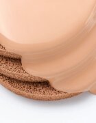 Catrice Invisible Cover Cushion Foundation mattító make-up szivaccsal SPF 30 árnyalat C042C 10 g