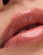Catrice Peptide Drip Milky Lip Serum tápláló szájfény peptidekkel árnyalat C020 Feelin' Peachy 9 ml
