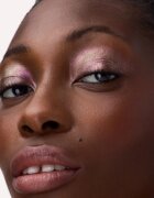 Catrice Prismatic Shift Eyeshadow szemhéjfesték multikromatikus hatással árnyalat 010 Pink Horizon 1 g