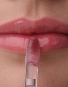 Catrice Shine Supreme ajak olaj tápláló hatással árnyalat 040 Cherry Lush 4 ml