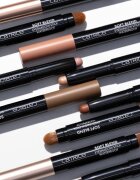 Catrice Soft Blend Eyeshadow Stick hosszantartó szemhéjfesték ceruza kiszerelésben vízálló árnyalat 030 Velvet Pink 1.65 g