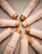 Catrice Soft Glam Filter Stick alapozó ceruzában árnyalat 020 Light - Medium 9 g
