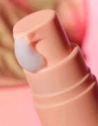 Catrice SPRING AWAKENING Egységesítő sminkalap make-up alá 25 ml