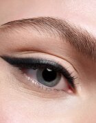 Catrice Velvet Glide vízálló szemceruza matt hatással árnyalat 010 Black Stone 1.4 g