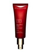 Clarins BB Skin Detox Fluid hidratáló BB krém SPF 25 árnyalat 02 - Medium 45 ml
