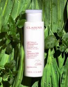 Clarins Cleansing Velvet Cleansing Milk könnyű állagú tisztítótej 200 ml