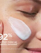 Clarins Cleansing Velvet Cleansing Milk könnyű állagú tisztítótej 200 ml