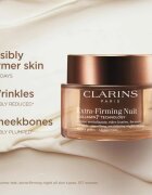 Clarins Extra-Firming Night Cream Refill éjszakai liftinges krém ráncok ellen minden bőrtípusra refill 50 ml