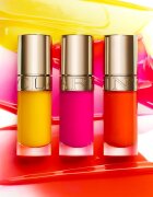 Clarins Lip Comfort Oil Limited Edition ajak olaj hidratáló hatással árnyalat 22 daring orange 7 ml