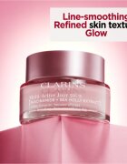 Clarins Multi-Active Day Cream SPF 15 bőrkisimító és élénkítő krém SPF 15 50 ml