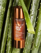 Clarins Self Tan Radiance-Plus Golden Glow Booster önbarnító készítmény testre 30 ml