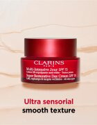 Clarins Super Restorative Day Cream SPF 15 fiatalító nappali krém SPF 15 50 ml